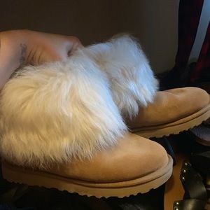 Uggs 7 but uggs are a size down so fit an 8